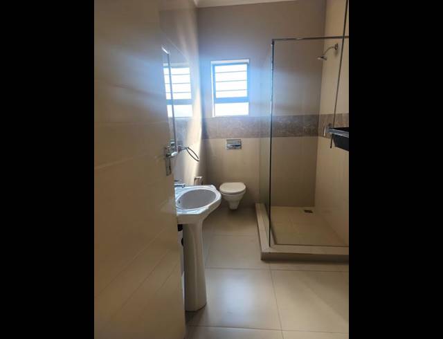 2 BEDROOM PROPERTY TO RENT IN WESTRIDGE